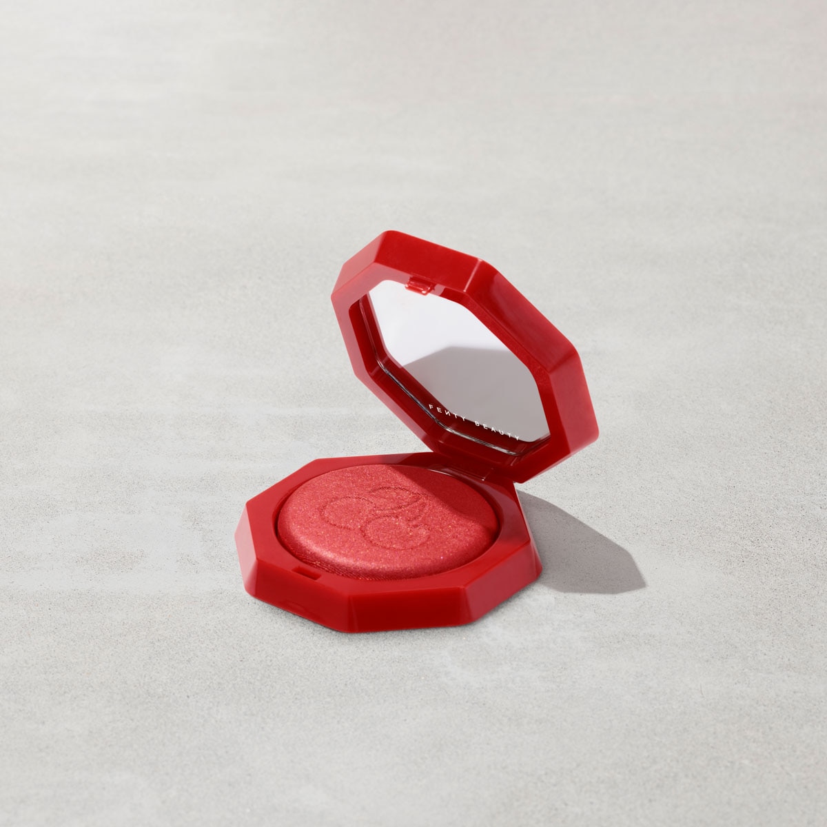 HOT CHEEKS CHERRY (RUBOR E ILUMINADOR PARA ROSTRO)